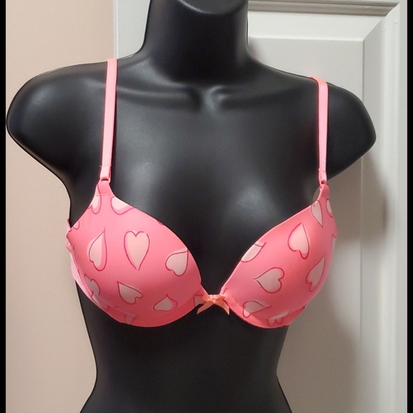 Victoria's Secret Other - Victoria's Secret Padded Heart Designed Bra NWOT